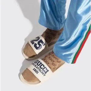 GUCCI 25 Authentic LEATHER SLIDES Men 7 can fit Women 8 Or 85 Gucci Leather Logo Cutout Flat Sandals | Neiman Marcus main image 3